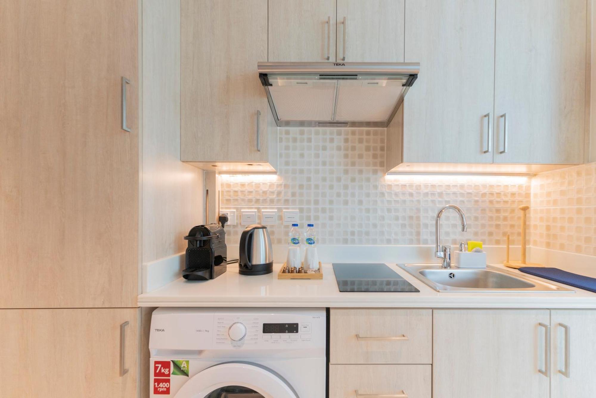 Studio With Pool And Private Beach Access On Palm Jumeirah دبي المظهر الخارجي الصورة